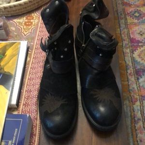 NWOT Brand New Sz 38 AS98 leather booties.